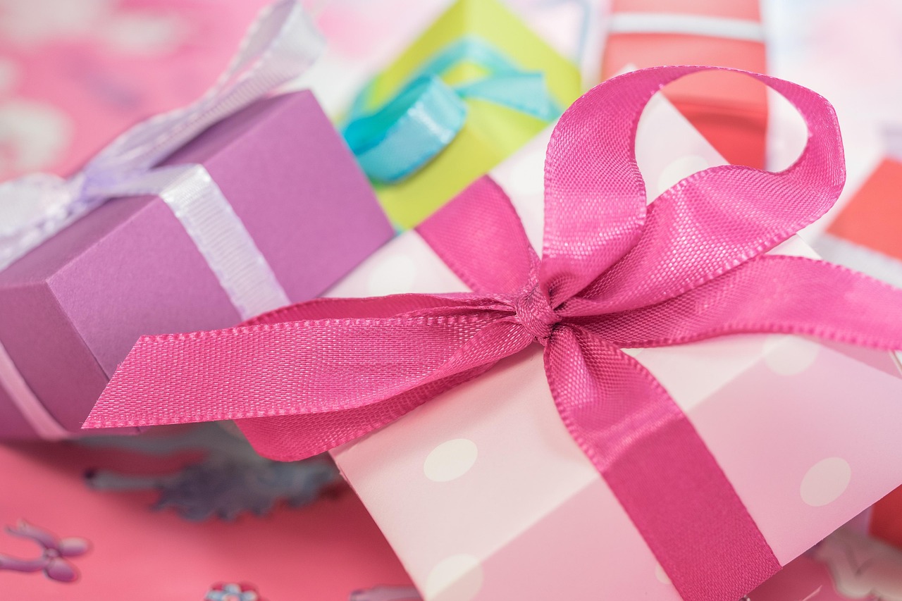 découvrez notre sélection raffinée de cadeaux gourmets : chocolats artisanaux, paniers garnis et produits d’exception pour surprendre ceux que vous aimez lors de toutes les occasions.