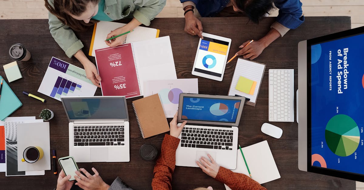 Technologies de l’information : les tendances à suivre en 2025
