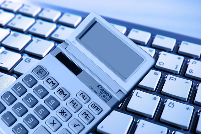 Symbole clavier : comment les taper facilement en 2025 ?