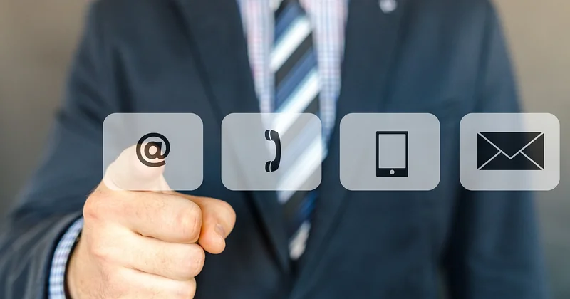 Cold calling ou cold emailing : lequel choisir