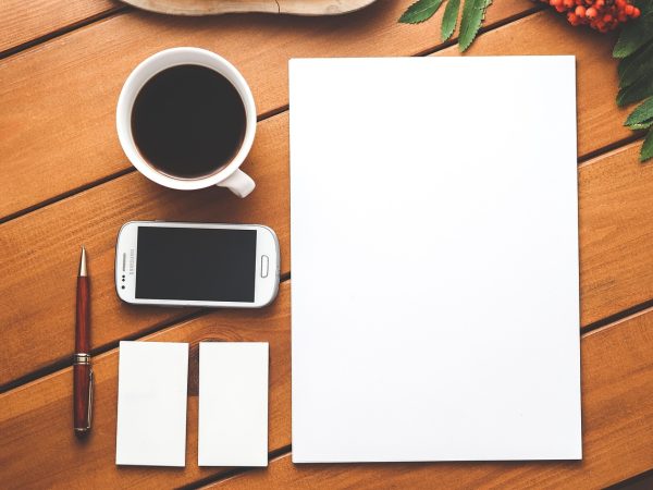 découvrez l'importance du branding pour votre entreprise. apprenez comment créer une identité de marque forte, fidéliser vos clients et vous démarquer de la concurrence. explorez les stratégies et les outils essentiels pour développer une image de marque qui résonne avec votre public cible.