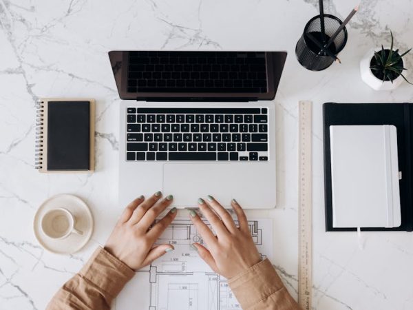 découvrez comment optimiser votre taux de conversion avec des stratégies efficaces et des outils adaptés. améliorez l'engagement de vos visiteurs et boostez vos ventes grâce à notre guide complet sur les meilleures pratiques en matière de conversion.