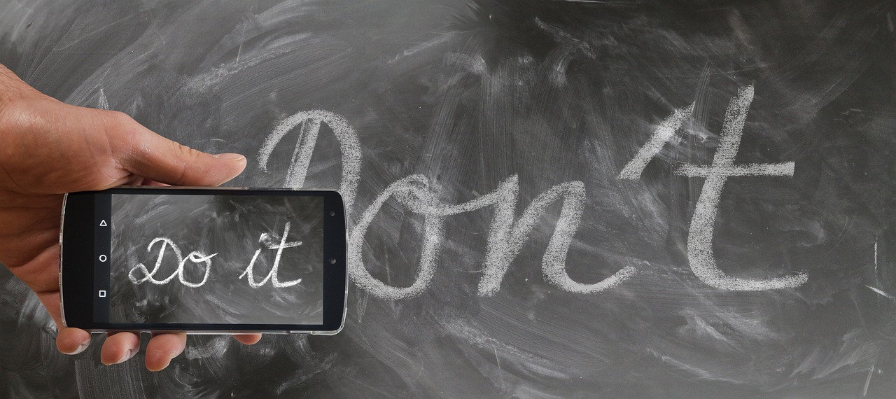 découvrez l'art du prompting, une technique innovante qui transforme la manière dont vos idées prennent vie. apprenez à formuler des prompts efficaces pour inspirer la créativité, optimiser vos projets et booster votre productivité. que vous soyez un professionnel ou un passionné, plongez dans cet univers fascinant et maîtrisez l'art de susciter l'imagination.