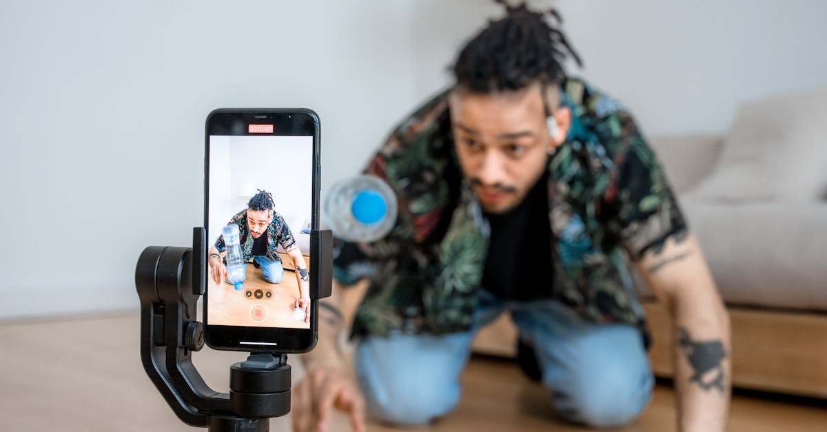 découvrez l'art du digital storytelling, une approche innovante qui combine narration créative et technologies numériques pour captiver votre audience. apprenez à raconter des histoires engageantes à travers divers médias, de la vidéo aux réseaux sociaux, et transformez votre communication en une expérience immersive et mémorable.