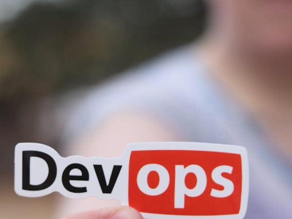 découvrez comment le marketing automation transforme vos stratégies commerciales en optimisant vos campagnes, en améliorant l'engagement client et en générant des leads qualifiés. profitez d'outils performants pour automatiser vos processus et maximiser vos résultats.