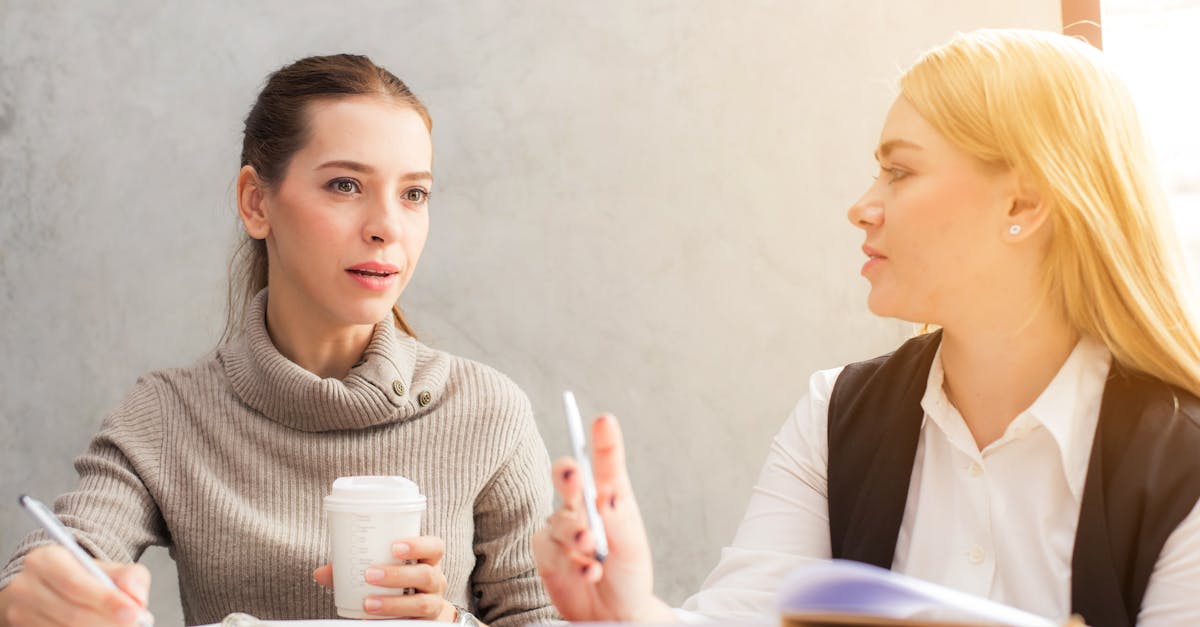 découvrez l'importance de la communication dans nos vies quotidiennes. apprenez des techniques efficaces pour améliorer vos échanges interpersonnels, renforcer vos relations et favoriser une meilleure compréhension. explorez les différents types de communication et comment ils influencent notre comportement et nos interactions.