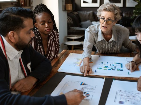 découvrez l'art du marketing en temps réel, une stratégie qui vous permet d'interagir instantanément avec votre audience et de tirer parti des tendances actuelles pour dynamiser votre marque. apprenez à adapter votre contenu, à engager vos clients et à maximiser votre impact dans un environnement en constante évolution.