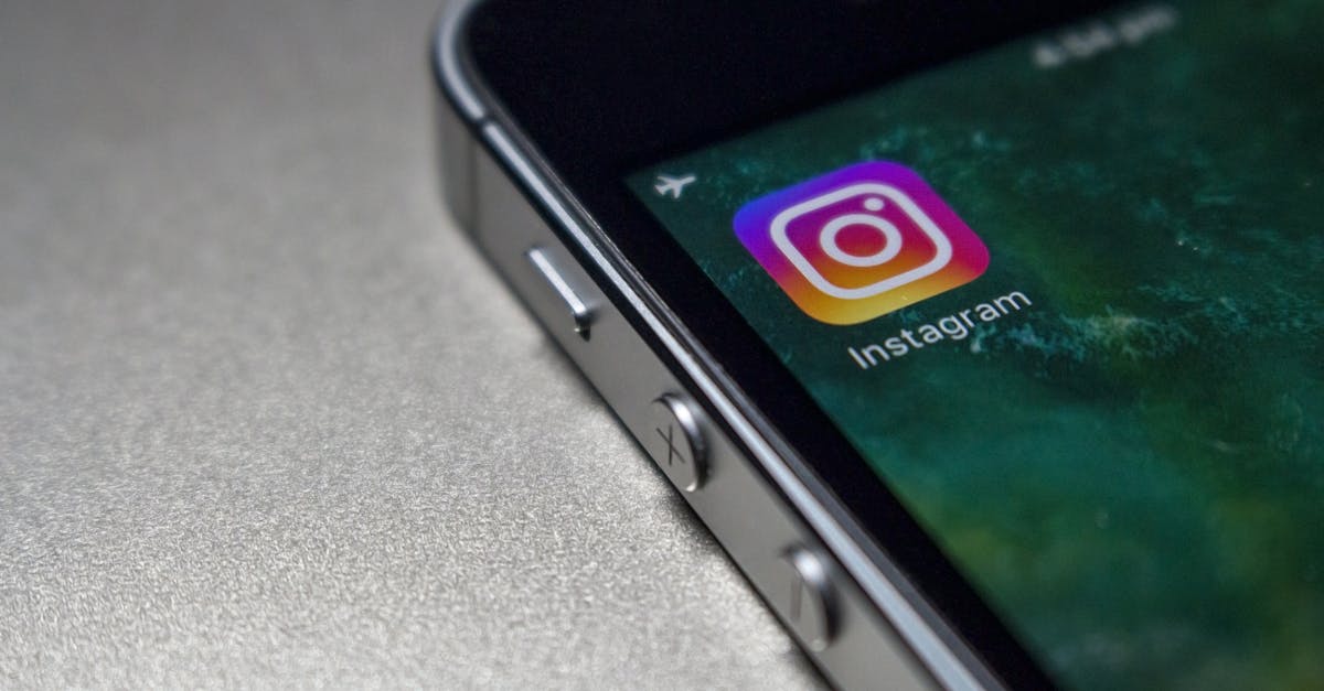 découvrez l'univers des réseaux sociaux, explorez les tendances, stratégies et outils pour optimiser votre présence en ligne et engager votre audience grâce à des contenus percutants.