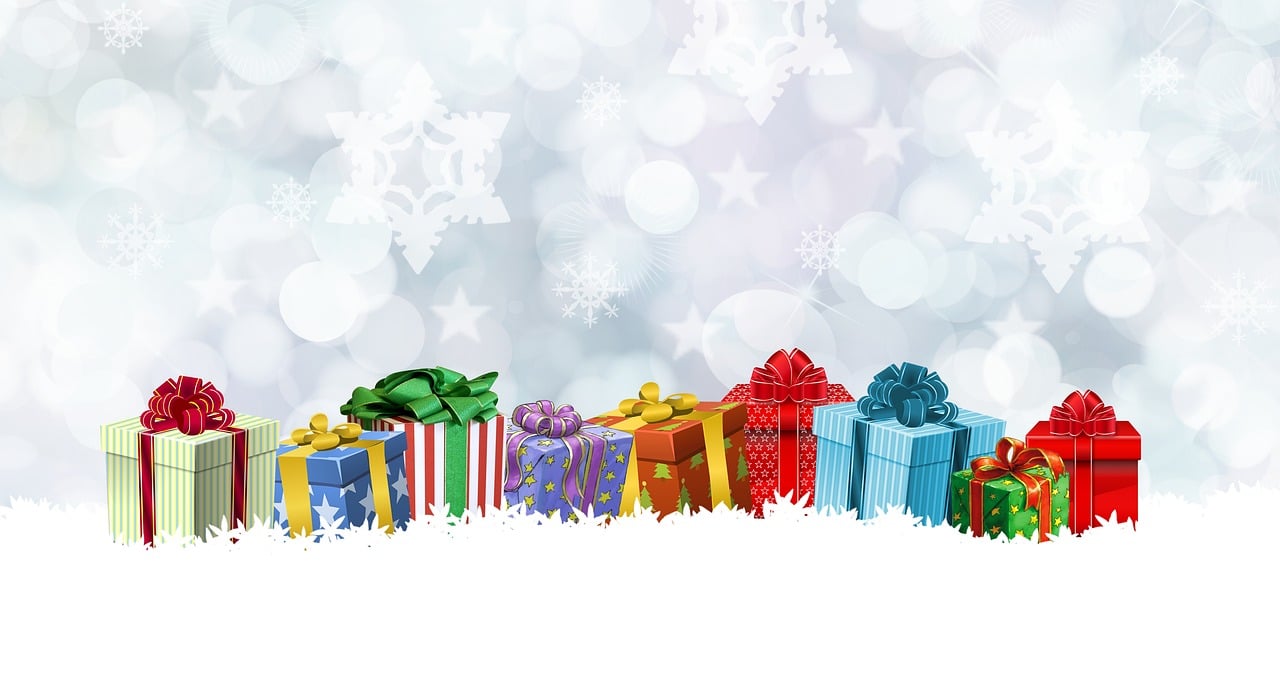 offrez un coffret cadeau de noël unique et gourmand ! découvrez nos paniers garnis remplis de douceurs et de surprises festives, parfaits pour faire plaisir à vos proches durant les fêtes.