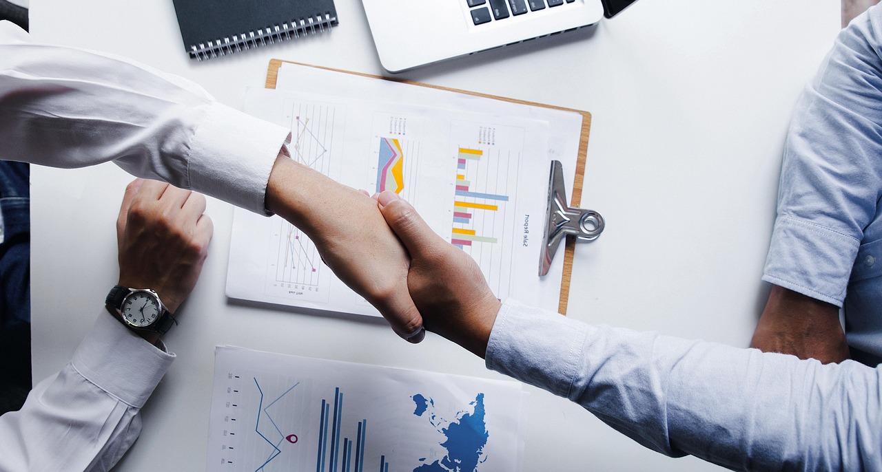 découvrez les stratégies et conseils essentiels pour réussir vos négociations, améliorer vos compétences de communication et obtenir de meilleurs accords dans un contexte professionnel ou personnel.