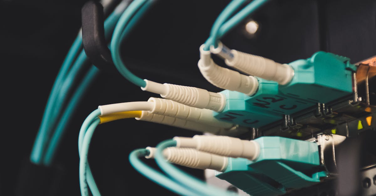 découvrez l'art du networking : établissez des connexions professionnelles significatives, développez votre réseau et propulsez votre carrière vers de nouveaux sommets grâce à des stratégies efficaces et des événements inspirants.