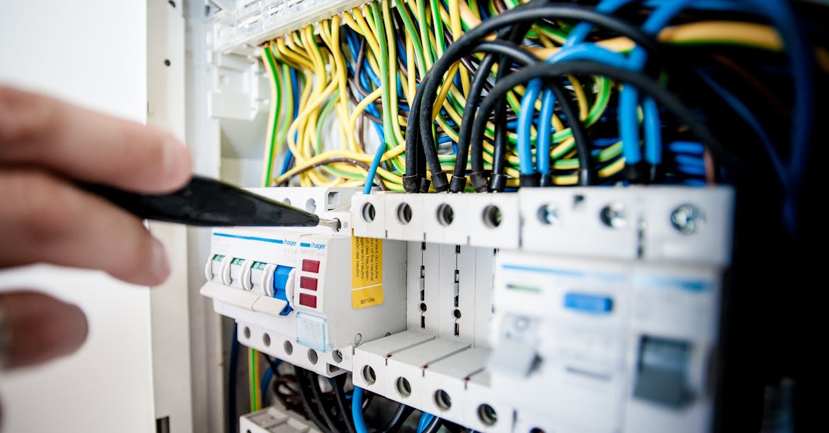découvrez l'art du networking : créez des liens professionnels, développez votre réseau et maximisez vos opportunités d'affaires grâce à des stratégies efficaces et des conseils pratiques.