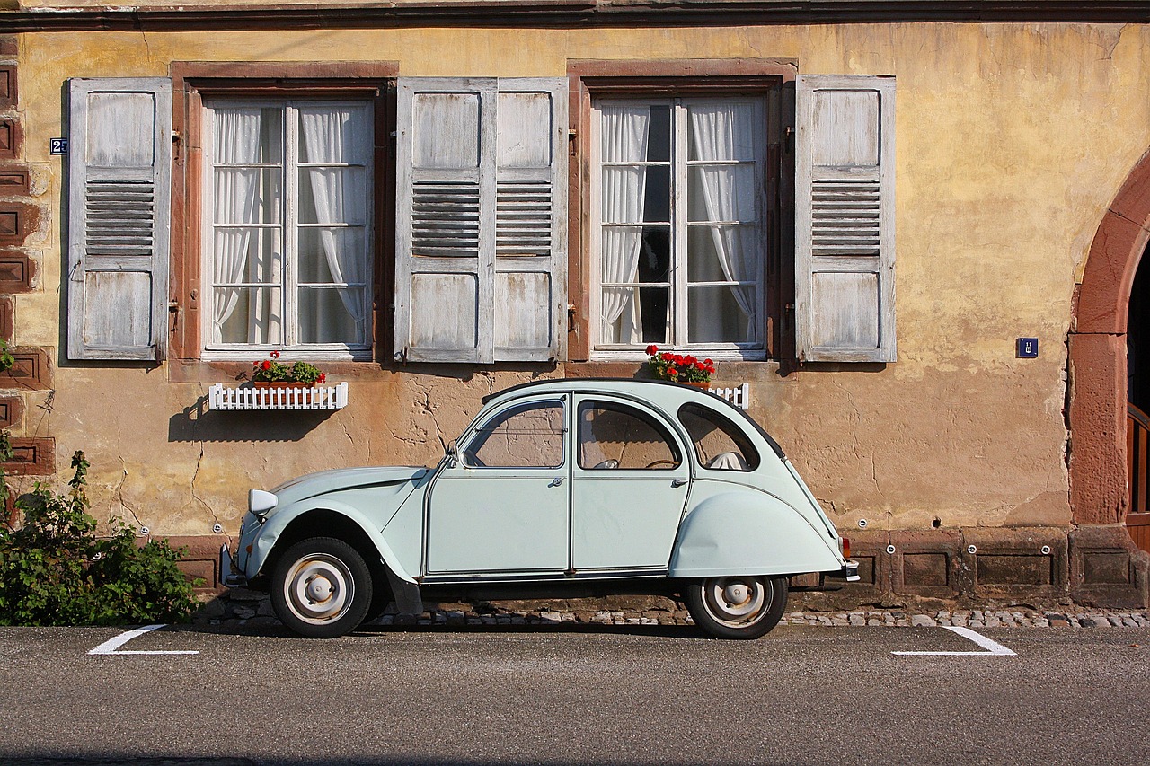 découvrez l’univers renault : actualités, modèles de voitures, innovations technologiques, offres et services pour redéfinir votre expérience automobile avec le constructeur français de référence.