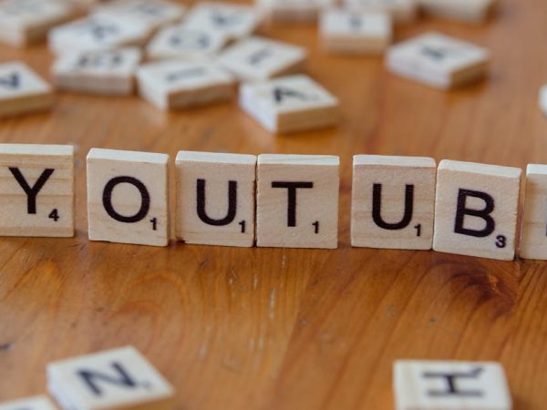 découvrez comment le video marketing peut booster la visibilité de votre entreprise, attirer de nouveaux clients et augmenter votre taux de conversion grâce à des stratégies innovantes et efficaces.