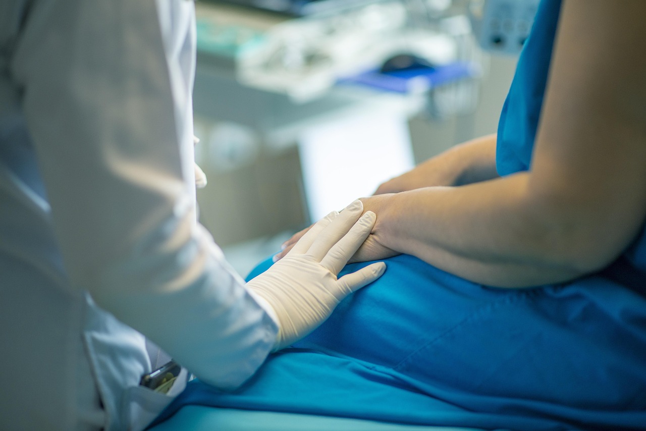 découvrez comment devenir un patient informé : conseils, ressources et astuces pour mieux comprendre vos traitements et participer activement à votre parcours de soins.