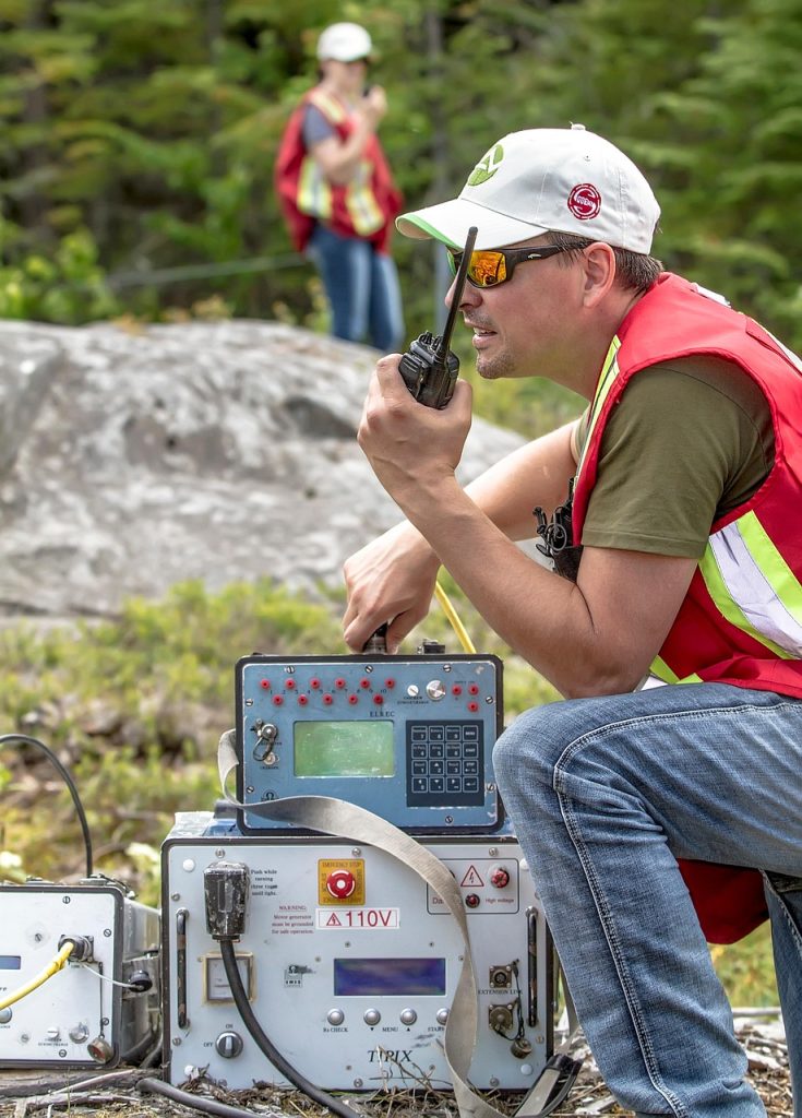 découvrez comment la synergie entre le seo et la géolocalisation peut booster la visibilité locale de votre entreprise et attirer davantage de clients ciblés grâce à des stratégies efficaces.