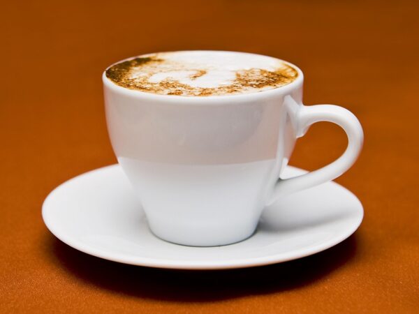 découvrez le fnac café, un lieu convivial situé au cœur de la fnac où vous pouvez savourer une pause gourmande entre deux achats, profiter du wifi gratuit et d'une ambiance propice à la détente ou au travail.
